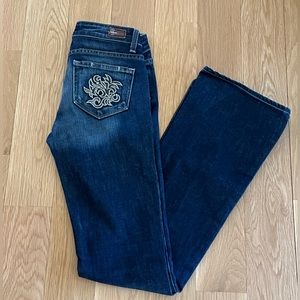 Paige Premium Denim Blue Hollywood Hills Sz 26 Inseam 33 Bootcut Flared